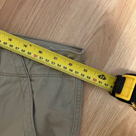 Wrangler Authentics Classic Cargo Shorts- NWOT - Picture 5 of 9